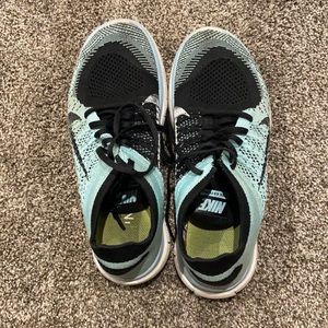 Nike Free Flyknit 4.0 (size 9)